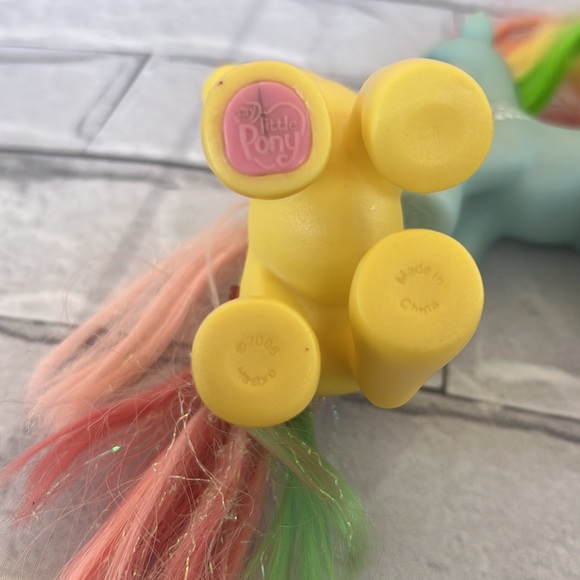 My little Pony set of 3 ponies with rainbow 🌈 hair - Picture 9 of 9